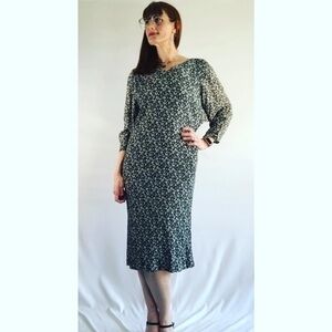 Vintage Secrets Black & White Floral Sheath Dress